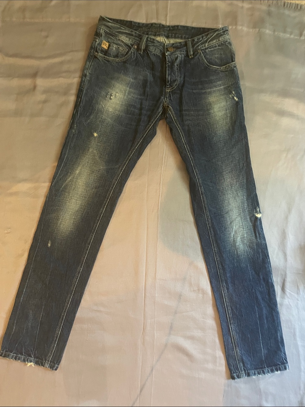 Women Straight Leg Jeans in Distressed Blue - Classic Everyday Style